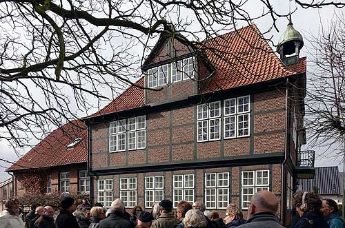 Eintreffen der Gruppe vor dem Glockenhaus, Foto: Detlev Blohm