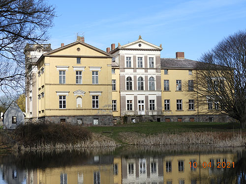 Gültz, Östliche Parkseite, Foto: N. Krauß 2021