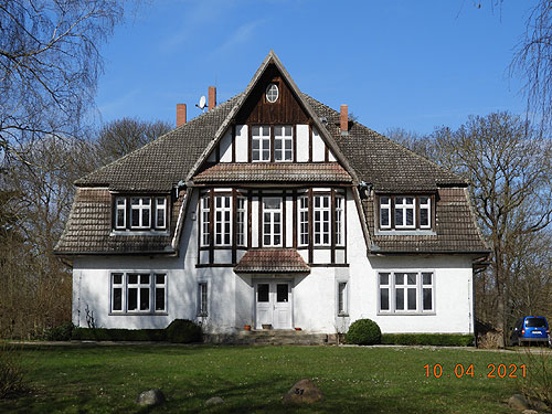 Hermannshöhe, Hofseite, Foto: N. Krauß 2021