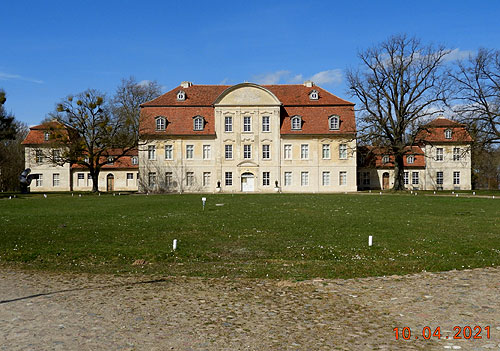 Kummerow bei Malchin, Hofseite, Foto: N. Krauß 2021