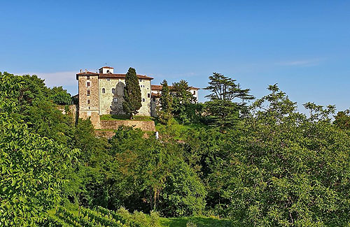Abbazia di Rosazzo ab dem 11. Jhdt.; ab dem 14. Jhdt. stark befestigt, Foto: Blohm 2020