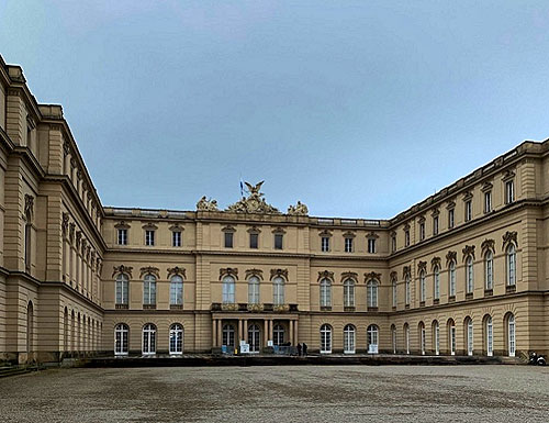 Neues Schloss Herrenchiemsee, Cour d`honneur, ab 1878 bis 1886, Foto: Völkmann 2020