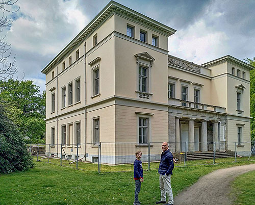Herrenhaus Katharinenhof in Baurs Park, Foto: Klaus Püttmann