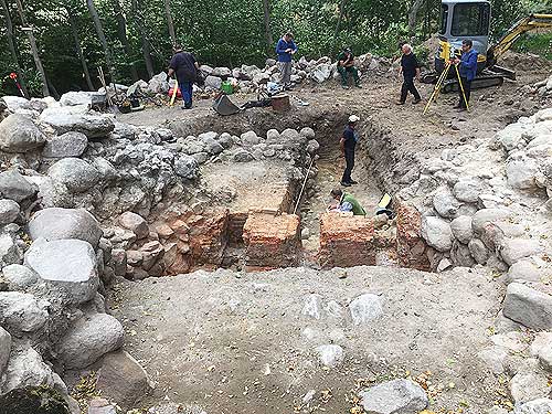 Sicherungsarbeiten Burg Linau Sicherungsarbeiten Burg Linau
