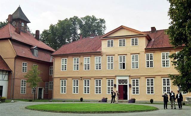 Langlingen Herrenhaus 1723-1725 von J. C. Borchmann fr E. von Sprken, Hofseite