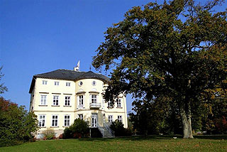 Herrenhaus, Gartenseite