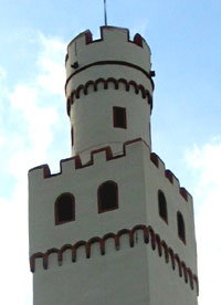 Bergfried mit Butterfassturm (2005)